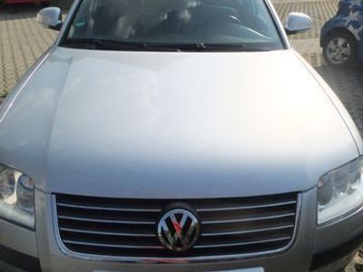 Usata VW Passat Comfortline 185 CV (136 kW) 2004 Argento Station wagon
