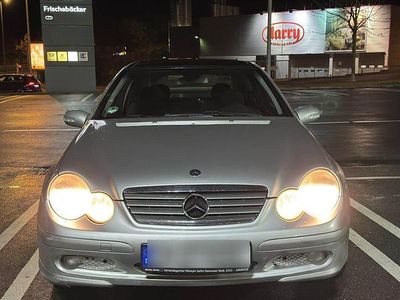 Mercedes C180