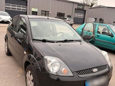 Gebraucht Ford Fiesta 80 PS (58 kW) 2008 Schwarz Kleinwagen