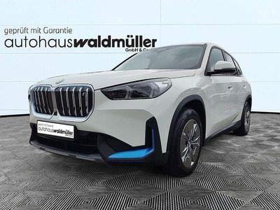 Gebraucht BMW iX1 Performance 200 kW (272 PS) 2023 Weiß SUV