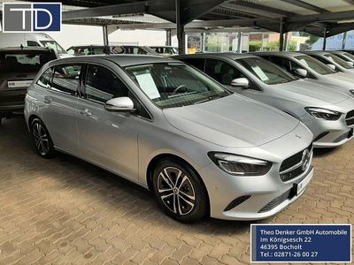 Gebraucht Mercedes B180 Advanced 136 PS (100 kW) 2024 Silber Van / Kleinbus