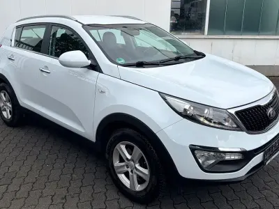 Gebraucht Kia Sportage Attract 135 PS (99 kW) 2016 Weiß SUV