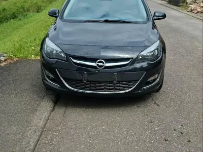 Brugt Opel Astra 110 HK (80 kW) 2013 Sort Stationcar