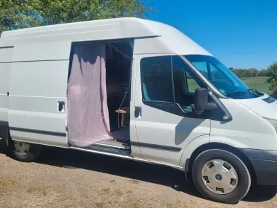 Gebraucht Ford Transit 140 PS (102 kW) 2013 Weiß Van / Kleinbus