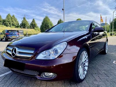Gebraucht Mercedes CLS320 224 PS (164 kW) 2009 Rot Limousine