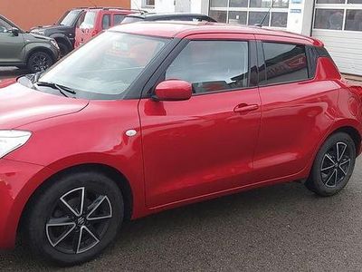 Gebraucht Suzuki Swift Comfort 111 PS (81 kW) 2019 Rot Kleinwagen