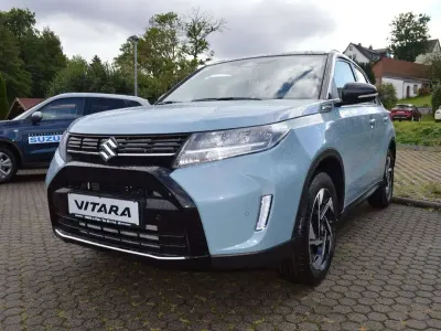 Neu Suzuki Vitara Comfort+ 110 PS (80 kW) 2026 Ice grayish / black SUV