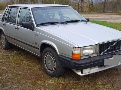 Gebraucht Volvo 740 113 PS (83 kW) 1990 Limousine