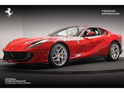 Gebraucht Ferrari 812 799 PS (587 kW) 2018 Rot Coupé