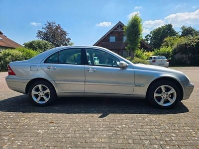 Mercedes C200