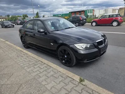Gebraucht BMW 320 Advantage 163 PS (119 kW) 2007 Schwarz Limousine