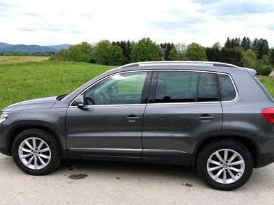 Second-hand VW Tiguan LOUNGE 110 CP (80 kW) 2015 Gri SUV