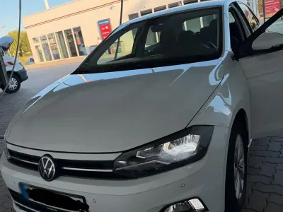 Gebraucht VW Polo Life 95 PS (69 kW) 2021 Weiß Kleinwagen