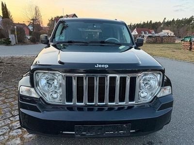 Gebraucht Jeep Cherokee Limited 205 PS (150 kW) 2008 Schwarz SUV