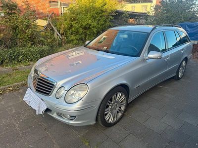 Mercedes E320