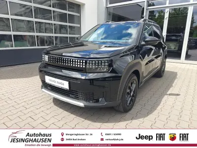Neu Fiat Grande Panda Icon 150 PS (110 kW) 2026 Schwarz Kleinwagen