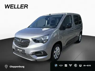 Second-hand Opel Combo Life Elegance 131 CP (96 kW) 2022 Andere Monovolum
