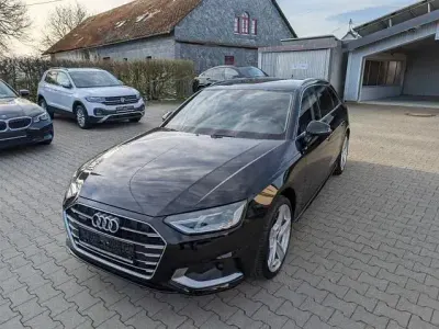 Gebraucht Audi A4 Advanced 204 PS (150 kW) 2023 Schwarz Kombi