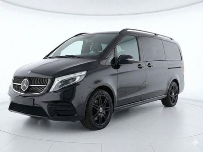 Schwarz Gebraucht 2022 Mercedes V300 AMG line Van / Kleinbus | 51.999 €