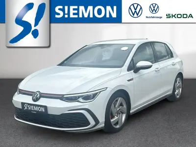 Gebraucht VW Golf VIII GTI 245 PS (180 kW) 2024 Weiss Limousine