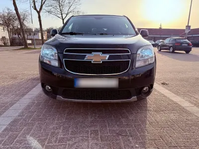 Używany Chevrolet Orlando 163 KM (119 kW) 2012 Czarny Minivan