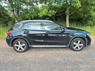 Mercedes GLA220