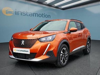 Usata Peugeot e-2008 Allure 100 kW (136 CV) 2022 Arancione SUV