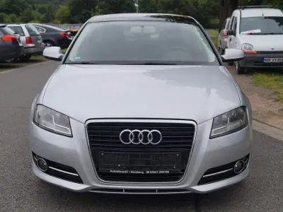 Gebraucht Audi A3 Attraction 105 PS (77 kW) 2010 Silber Kleinwagen