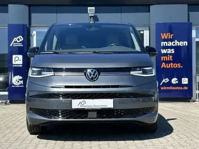 Usado VW Multivan Edition 218 HP (160 kW) 2023 Cinzento Monovolume