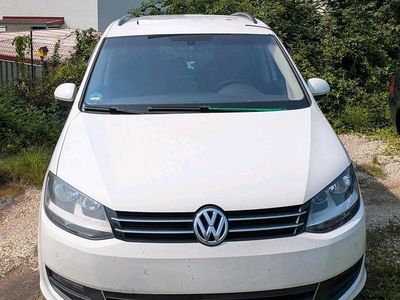 Second-hand VW Sharan 140 CP (102 kW) 2011 Alb Monovolum