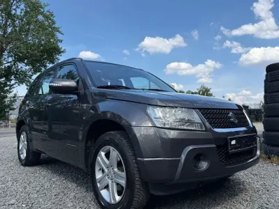 Gebraucht Suzuki Grand Vitara 129 PS (94 kW) 2011 Grau SUV