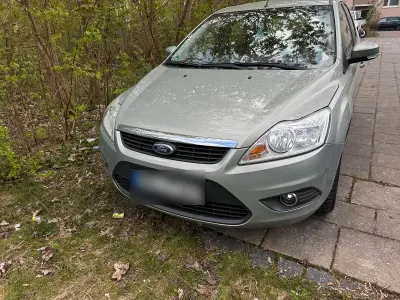 Gebraucht Ford Focus 2009 Grau Kleinwagen