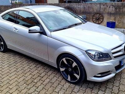 Usata Mercedes C220 170 CV (125 kW) 2014 Argento Coupé