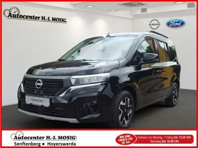 Neu Nissan Townstar Tekna 131 PS (96 kW) 2026 Schwarz schwarz Kombi