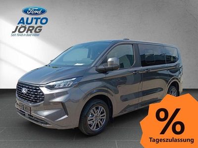 Usata Ford Tourneo Titanium 136 CV (100 kW) 2025 Grigio Monovolume