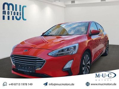 Gebraucht Ford Focus Cool & Connect 125 PS (91 kW) 2019 Rot Limousine