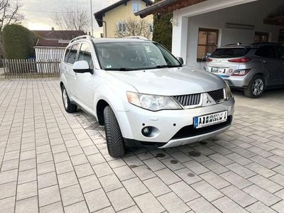 Gebraucht Mitsubishi Outlander Instyle 156 PS (114 kW) 2009 Silber SUV