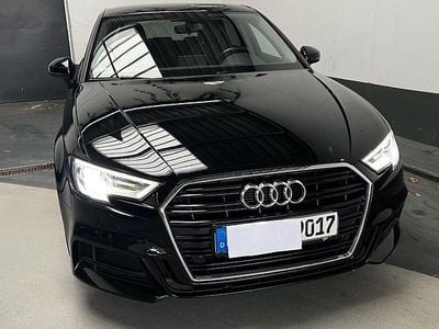 Gebraucht Audi A3 Sportback Sport 116 PS (85 kW) 2019 Schwarz Kleinwagen
