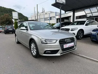 Używany Audi A4 Ambiente 177 KM (130 kW) 2012 Srebrny Sedan/Limuzyna