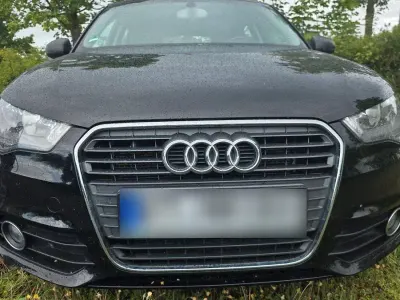 Gebraucht Audi A1 Sportback Attraction 122 PS (89 kW) 2013 Schwarz Kleinwagen