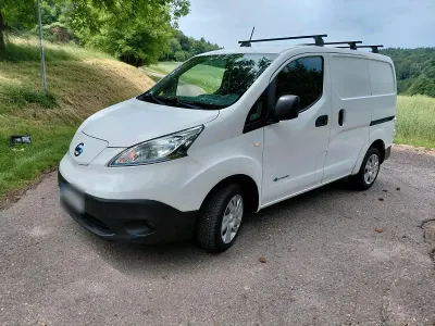 Gebraucht Nissan e-NV200 90 kW (123 PS) 2015 Weiß Van / Kleinbus