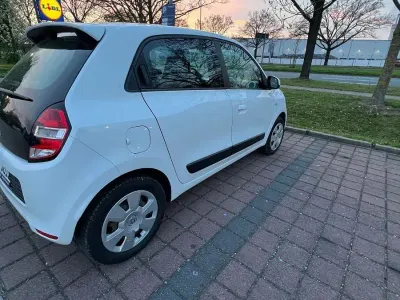 Używany Renault Twingo SE 70 KM (51 kW) 2015 Biały Hatchback