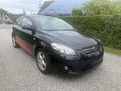 Używany Kia Ceed Spirit 116 KM (85 kW) 2009 Hatchback