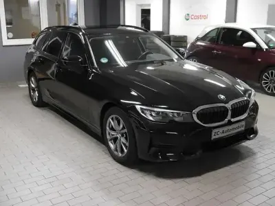 Używany BMW 320 Sport Line 100 KM (73 kW) 2022 Czarny Sedan/Limuzyna