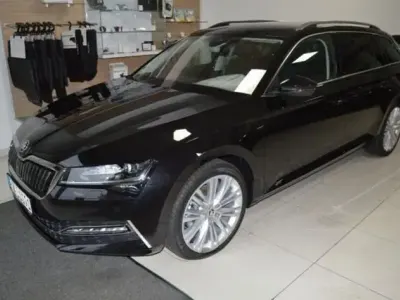 Gebraucht Skoda Superb Style 218 PS (160 kW) 2020 Schwarz Limousine