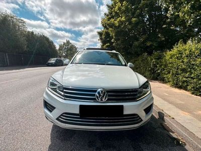 gebraucht VW Touareg 3.0 V6 TDI SCR Tiptr.-Pano.-Tempo.-Kamer