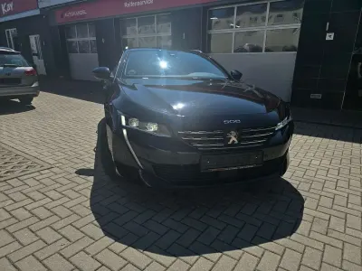 Gebraucht Peugeot 508 Allure 181 PS (133 kW) 2019 Schwarz perla nera/ Kombi