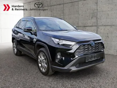Gebraucht Toyota RAV4 Hybrid 222 PS (163 kW) 2023 Attitude black mica SUV