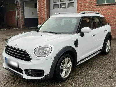 Used Mini One Countryman Chili 102 HP (75 kW) 2020 White SUV