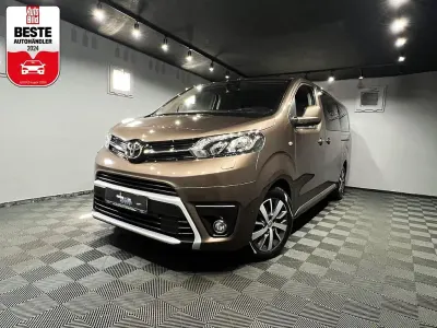 Gebraucht Toyota Proace Verso Team 150 PS (110 kW) 2020 Braun Kombi